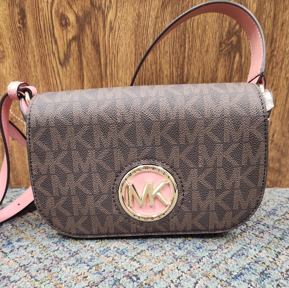 Michael kors purse NWT - Picture 2 of 4